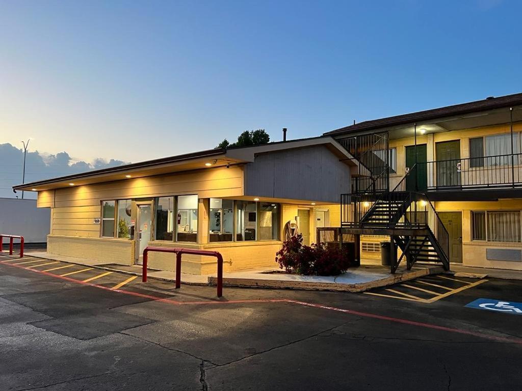 Budget Inn & Suites Amarillo Zewnętrze zdjęcie